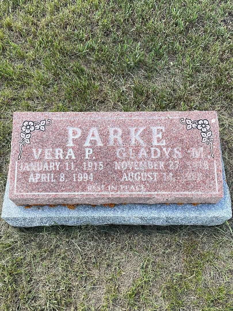 Vera Pearl Parke's grave. Photo 1