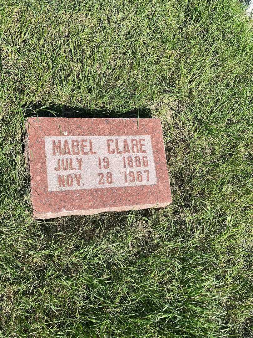 Mabel Clare Wade Wilhite's grave. Photo 1