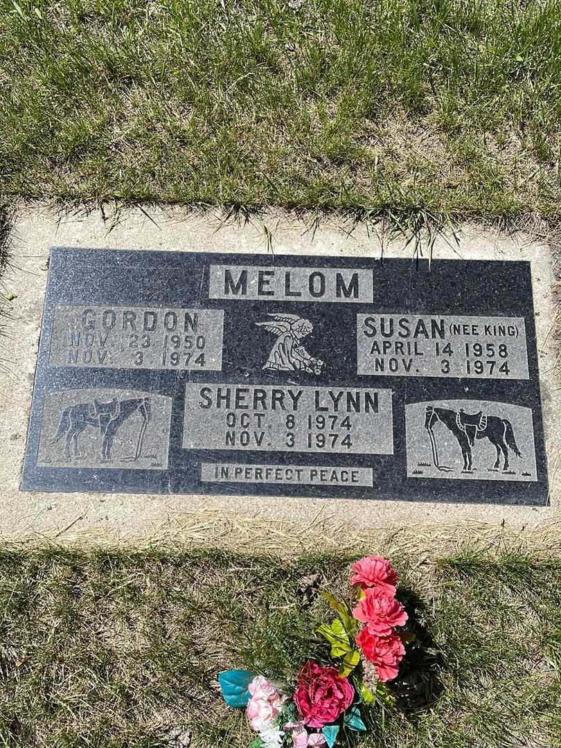 Alan King's grave. Photo 1