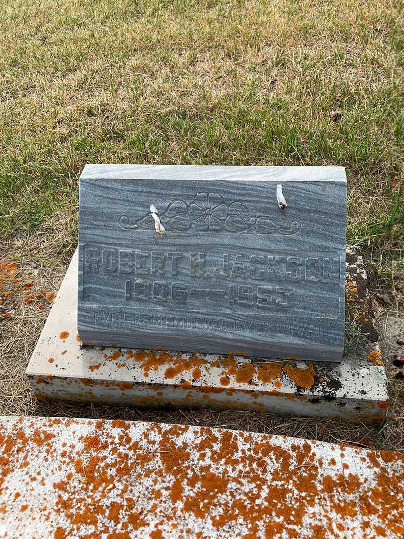 Robert Howell Jackson's grave. Photo 1