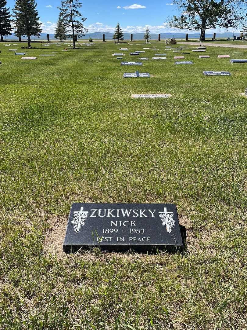 Nick Zukiwsky's grave. Photo 2