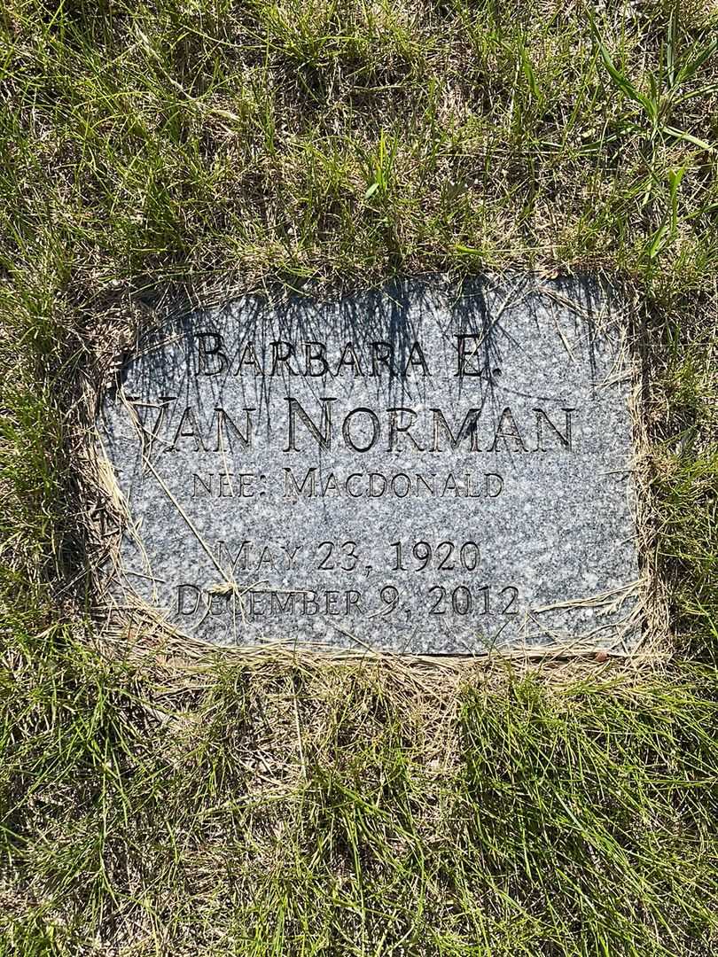 Barbara Elizabeth Van Norman's grave. Photo 1