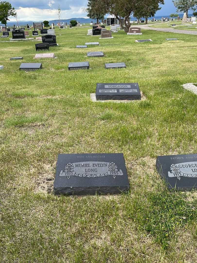 Muriel Evelyn Yorgason Long's grave. Photo 2