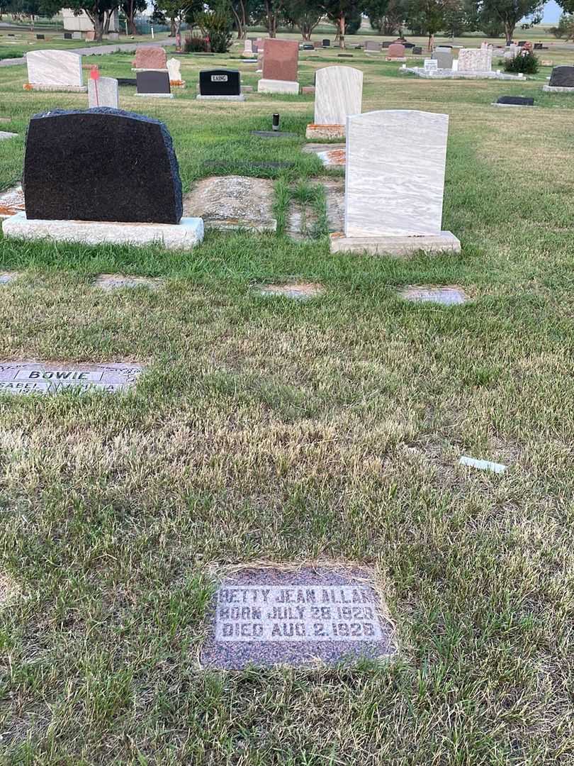 Betty Jean Allan's grave. Photo 2