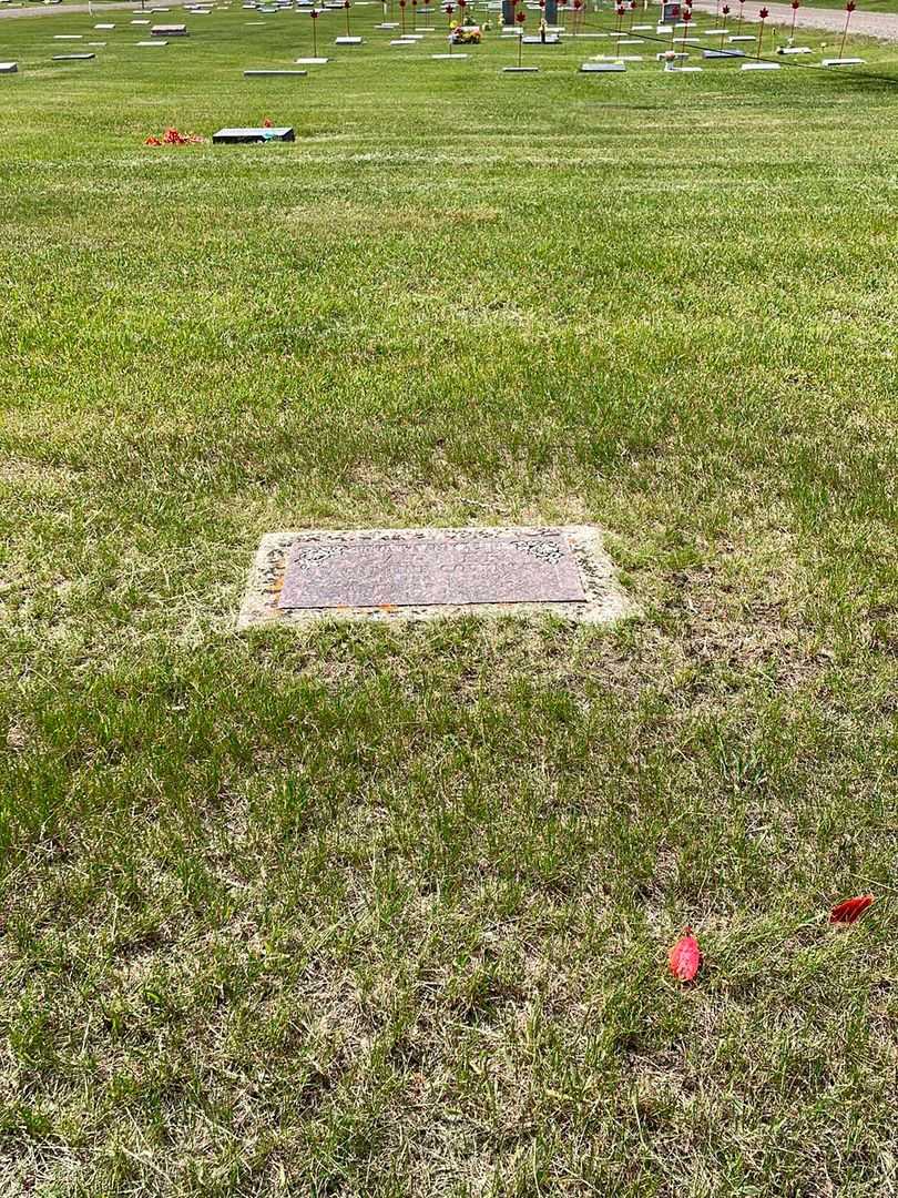 Catherine Coventry Garner's grave. Photo 2