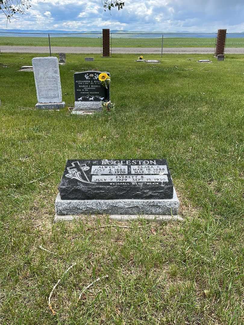 Clara Fay Eggleston's grave. Photo 2