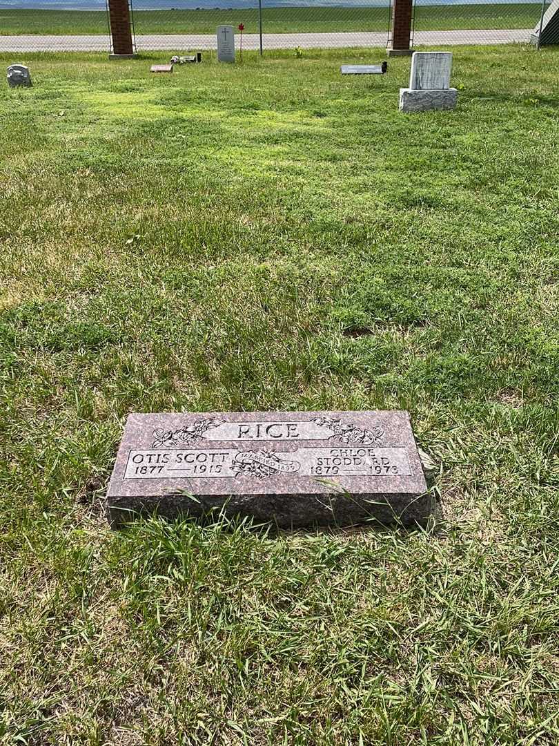 Chloe Stoddard Isaacson Rice's grave. Photo 2