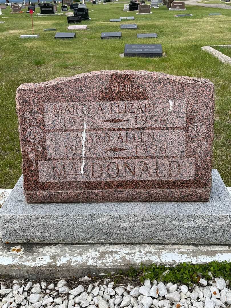 Ward Allen MacDonald's grave. Photo 1