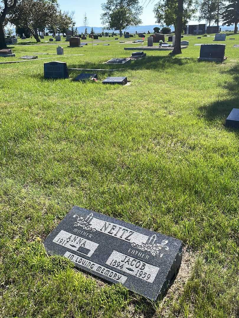 Anna Otillia Neitz's grave. Photo 2