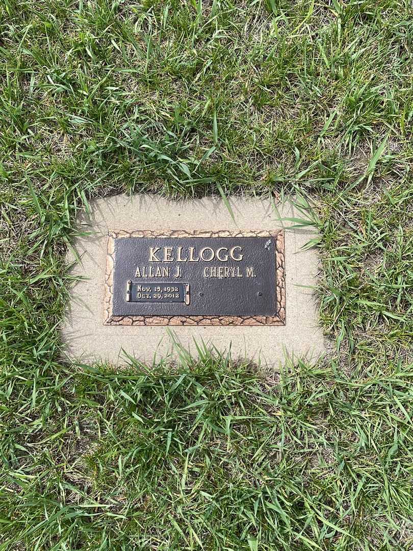 Allan Joseph Kellogg's grave. Photo 1