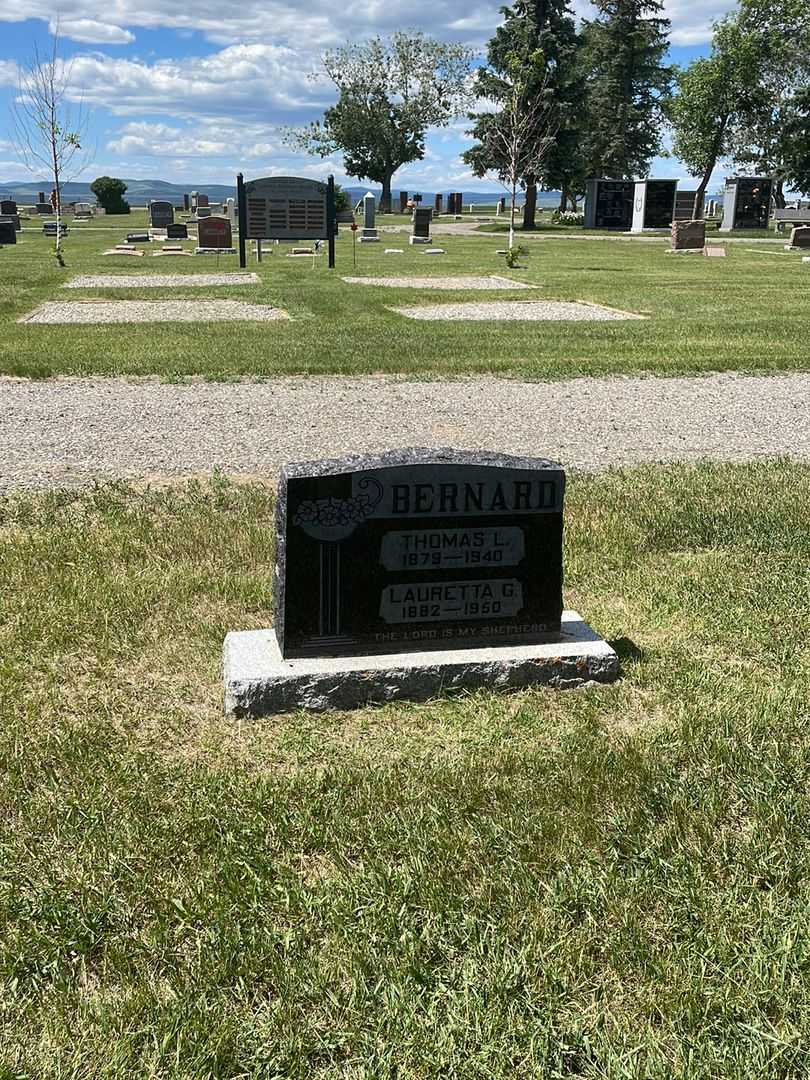 Lauretta Gertrude Acorn Bernard's grave. Photo 2