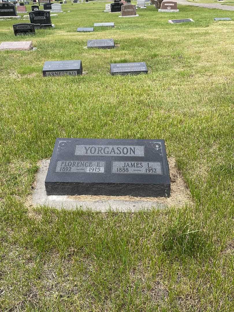 James Leroy Yorgason's grave. Photo 2