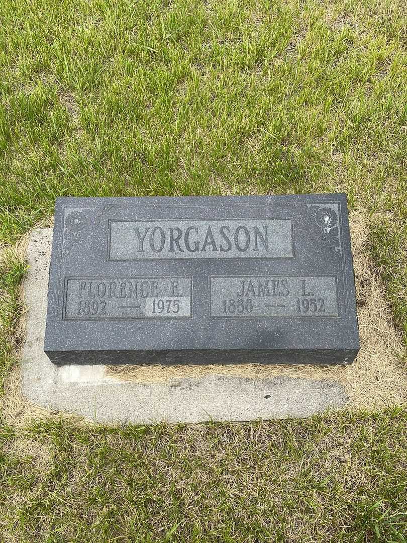 James Leroy Yorgason's grave. Photo 1
