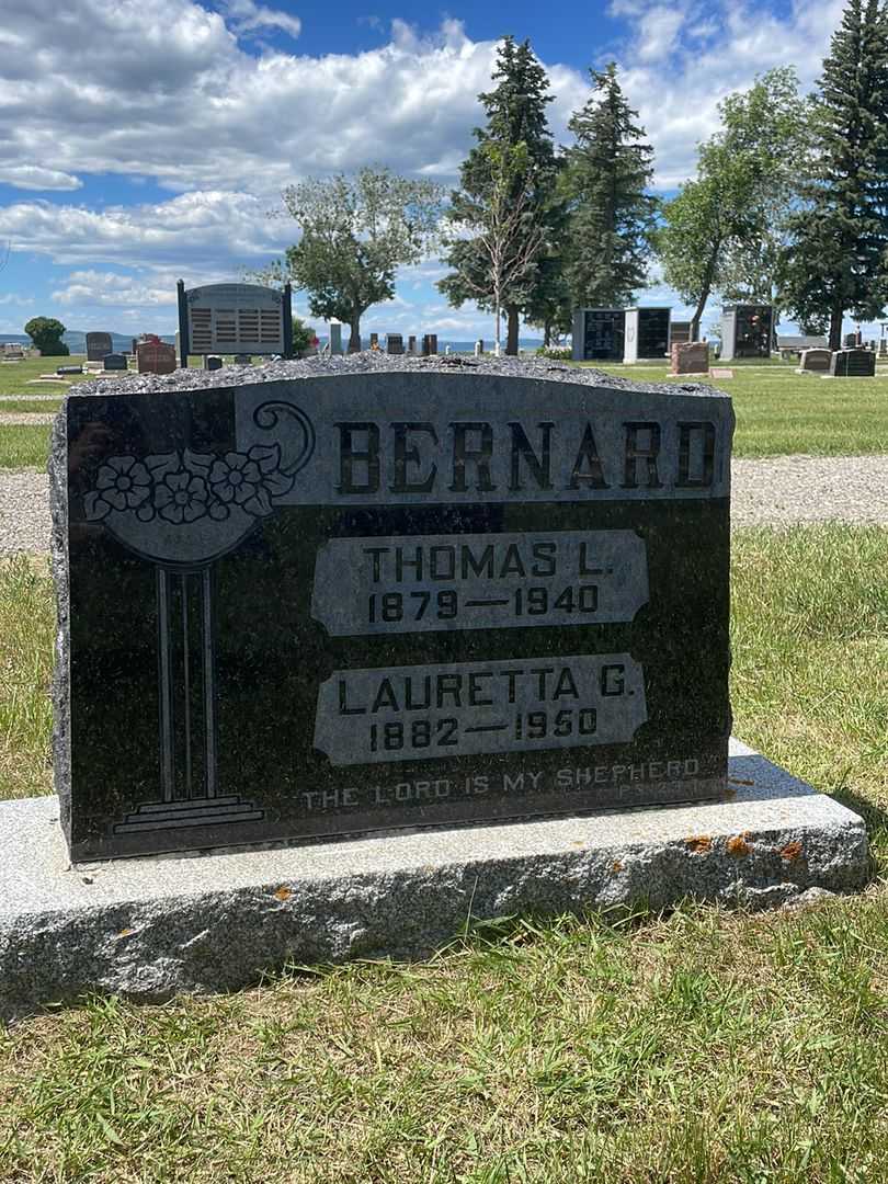 Lauretta Gertrude Acorn Bernard's grave. Photo 1