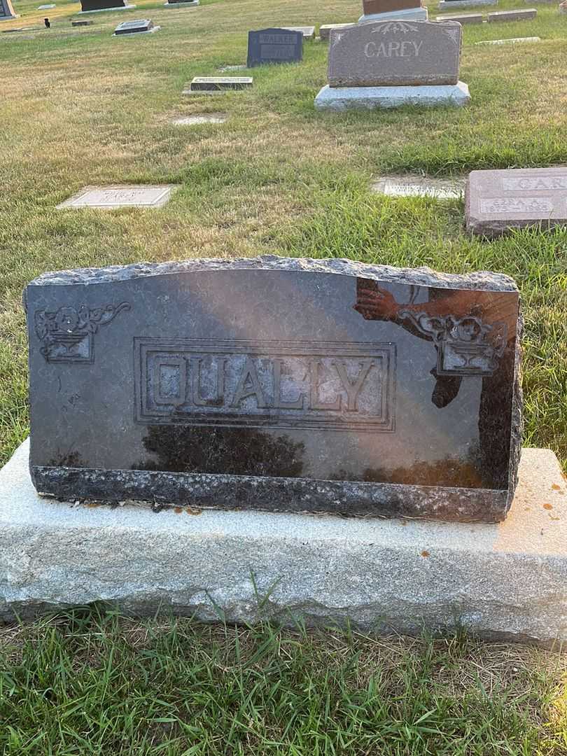 Jessamine Edith "Jessie" Yokom Qually's grave. Photo 1