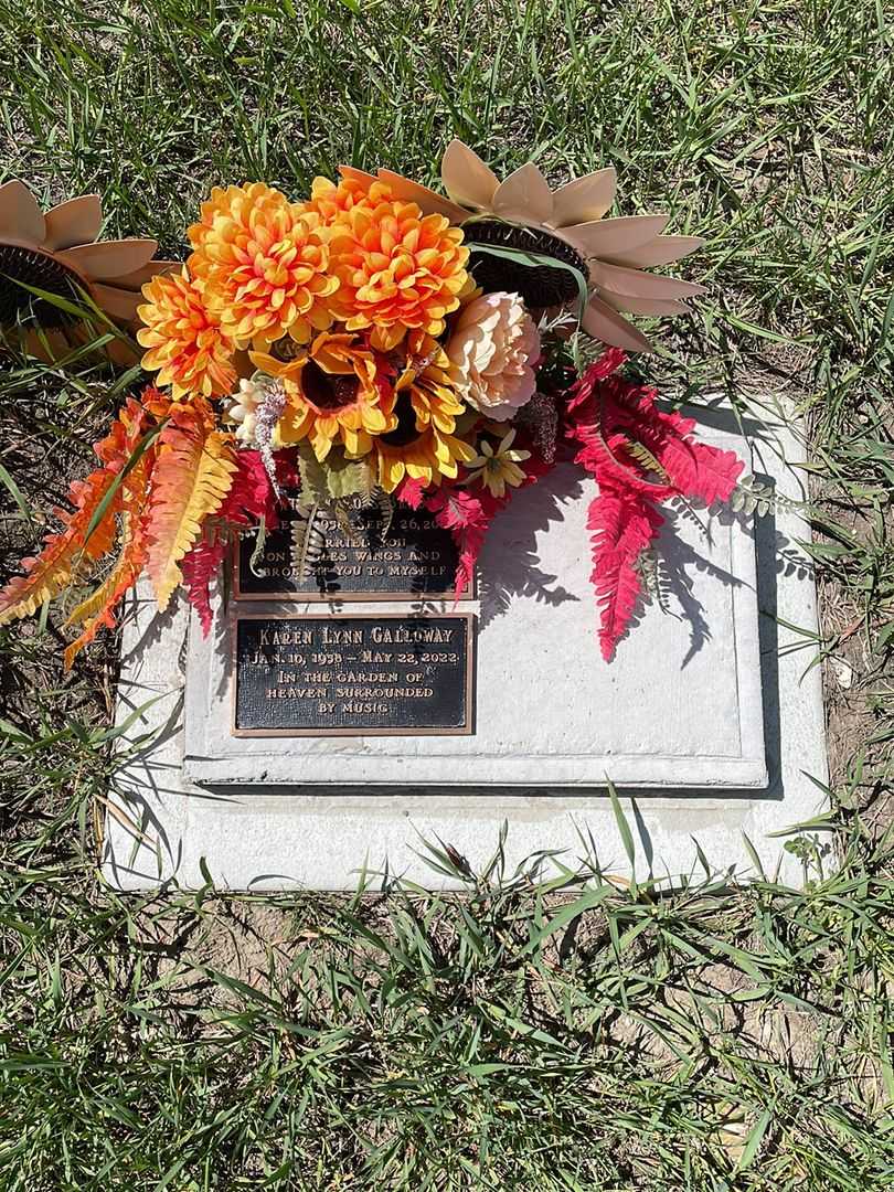 Karen Lynn Galloway's grave. Photo 1