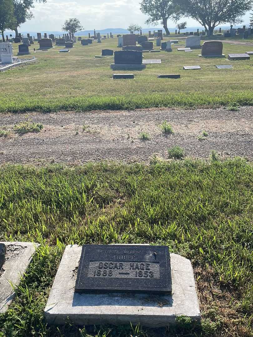Oscar Hage's grave. Photo 2