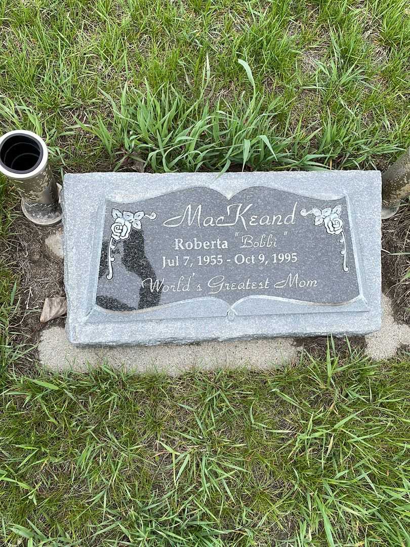 Roberta Marie "Bobbi" MacKeand's grave. Photo 4