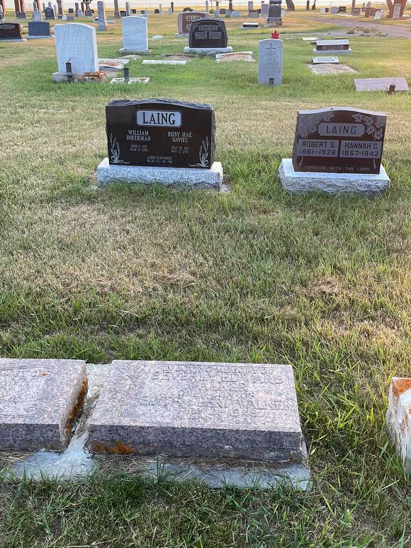 Beverly Edward Walker's grave. Photo 2