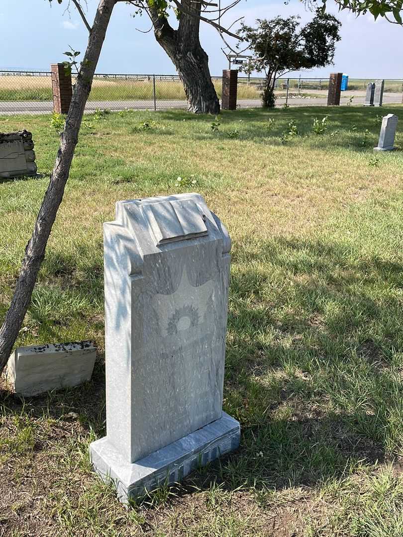 Marguerite Wilson Quail's grave. Photo 2
