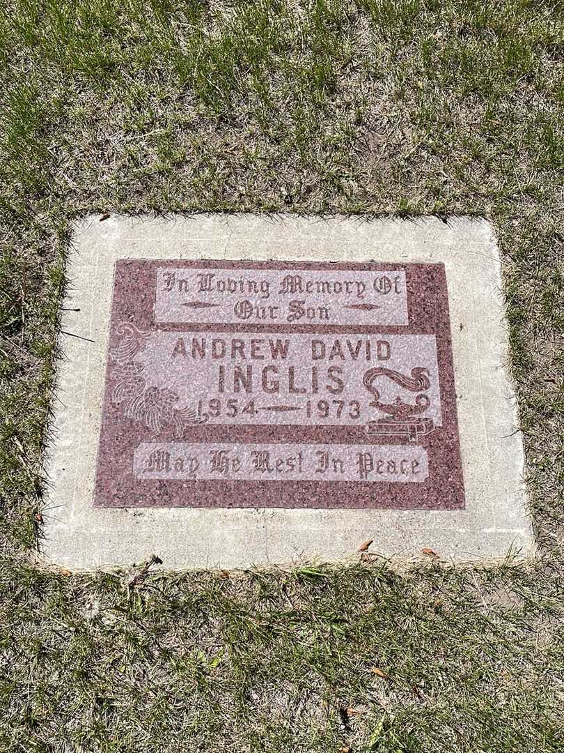 Andrew David Inglis's grave. Photo 1
