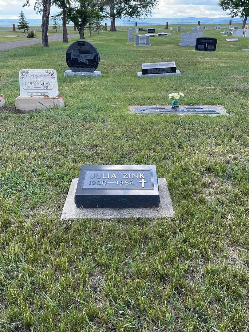 Julianna "Julia" Zink's grave. Photo 2