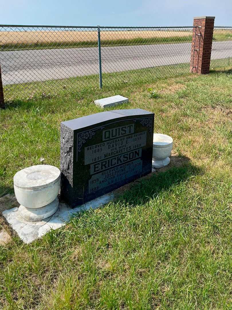 Margaret Elenora Sofia Quist's grave. Photo 2