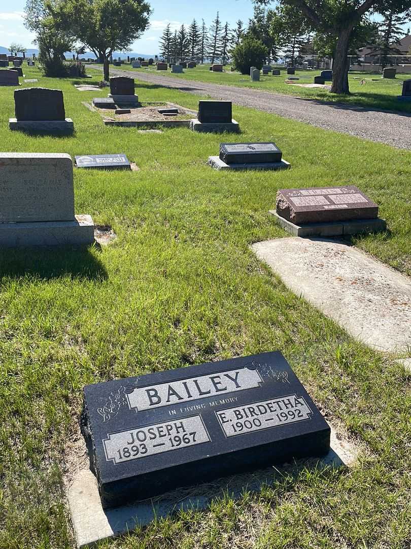 Joseph Bailey's grave. Photo 2