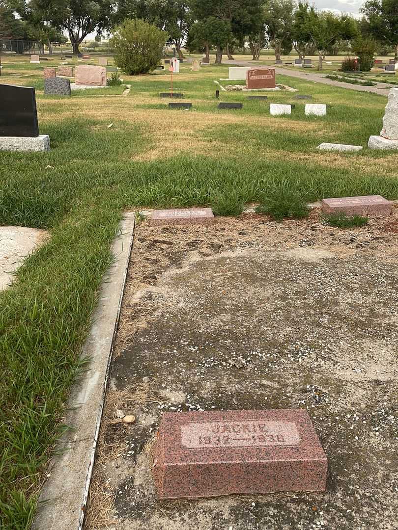 Delbert John "Jackie" Yokom's grave. Photo 2