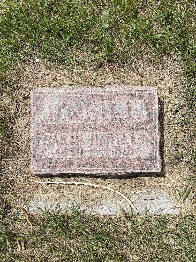 Sarah Hartley O'Neill's grave. Photo 1